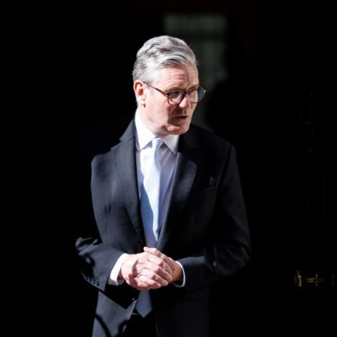 Βρετανία: Συνελήφθη ύποπτος για τη φωτιά στο σπίτι του Κιρ Στάρμερ 