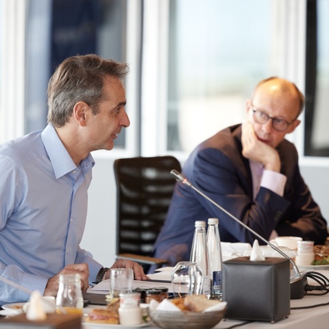 Κυριάκος Μητσοτάκης και Φρίντριχ Μερτς