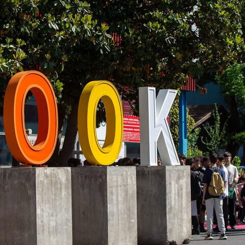 Νίκος Μπακουνάκης: Θέλουμε να δούμε τη Διεθνή Έκθεσης Βιβλίου Θεσσαλονίκης ολιστικά