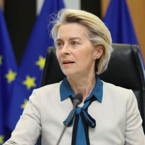 Κομισιόν μετά τη δικαστική ήττα για το Pfizergate: Η διαφάνεια ήταν πάντα ύψιστης σημασίας για την Ούρσουλα φον ντερ Λάιεν