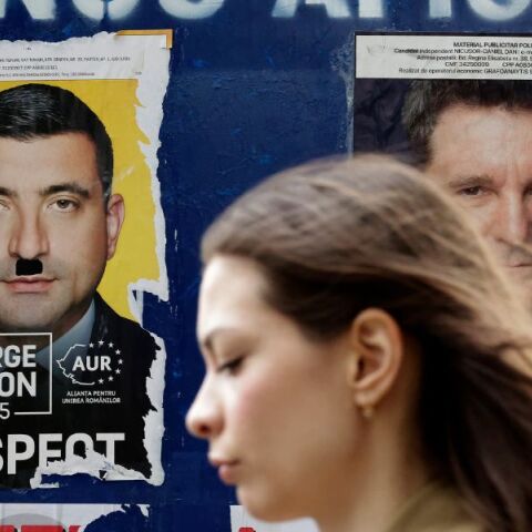 Καθοριστικές εκλογές στη Ρουμανία με ακροδεξιά απειλή, την ώρα που Πολωνία και Πορτογαλία ψηφίζουν σε κρίσιμη ευρωπαϊκή «Σούπερ Κυριακή».