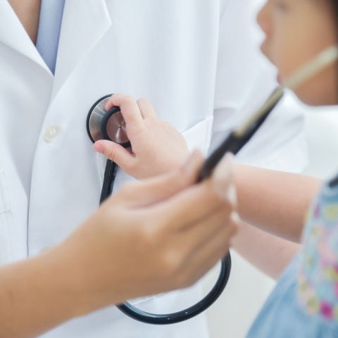 Παιδίατρος