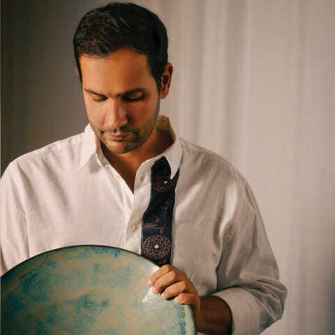 Μάνος Μαστοράκης: Στο 2ο Συμπόσιο Κεραμικής στη Σύρο κυνηγούν Χίμαιρες