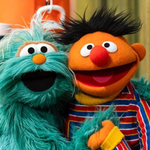 Mεταφέρεται στη streaming πλατφόρμα του Netflix μετά την απόφαση Τραμπ να κόψει τη χρηματοδότηση του PBS, το θρυλικό παιδικό πρόγραμμα Sesame Street