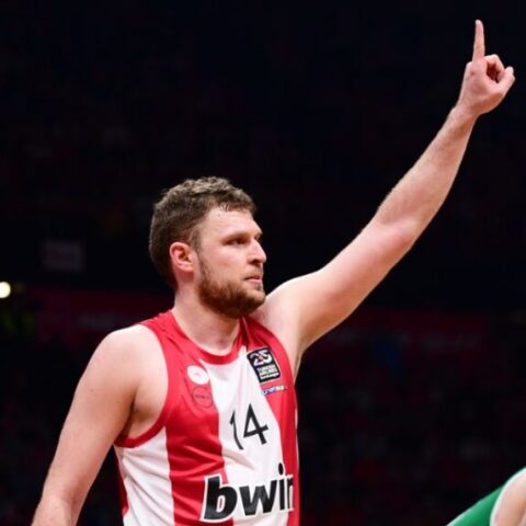 Βεζένκοφ: Μίλησε για το τεράστιο τρίποντο κόντρα στη Ρεάλ 