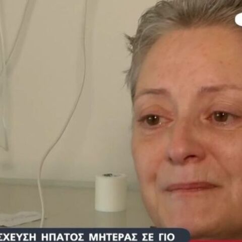 Μητέρα έδωσε για δεύτερη φορά ζωή στον 18χρονο γιο της με μεταμόσχευση ήπατος  - «Νιώθω ότι τον γέννησα ξανά»