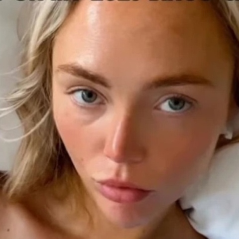 Η πρωταγωνίστρια ερωτικών ταινιών και ενεργό μέλος της πλατφόρμας OnlyFans 