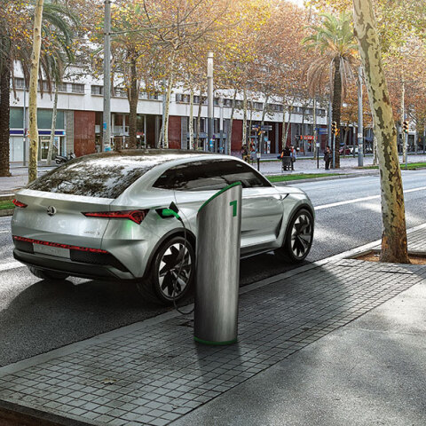 Χρήση ηλεκτρικών αυτοκινήτων το καλοκαίρι: Ένα ενημερωτικό σημείωμα