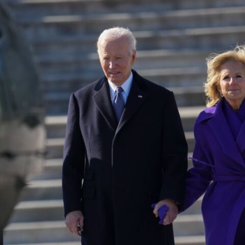 H πρώτη εμφάνιση Μπάιντεν μετά την ανακοίνωση ότι πάσχει από καρκίνο