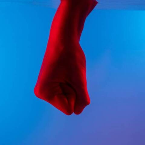 Όταν η βία αλλάζει τον κόσμο για να τον κάνει πιο βίαιο