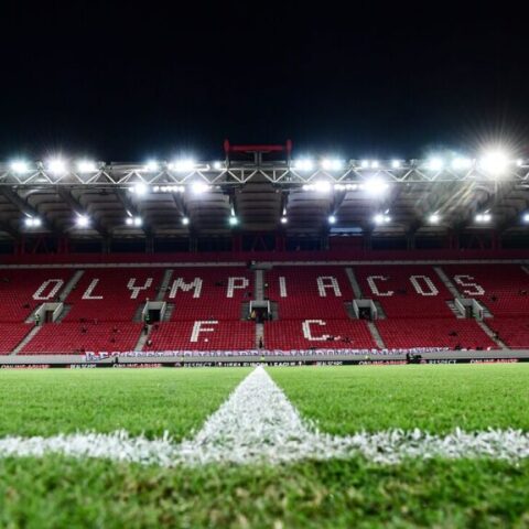 Ολυμπιακός: Σχέδια για «Καραϊσκάκη» με διώροφες εξέδρες και χωρητικότητα στα πρότυπα του Σαν Μαμές