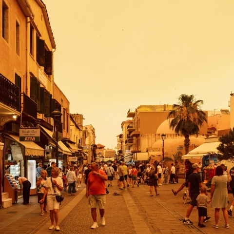 Αφρικανική σκόνη κάλυψε το Ηράκλειο Κρήτης