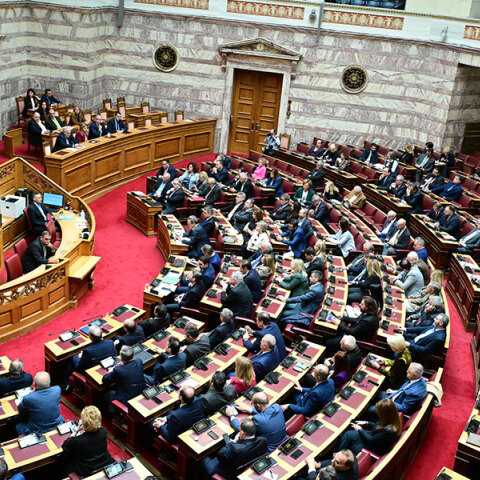 Αντιπολίτευση: Όλα εδώ αλλάζουνε και όλα τα ίδια μένουν