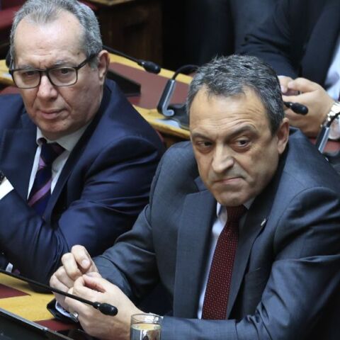 Δικάζονται ξανά Κασιδιάρης και «Σπαρτιάτες» για εξαπάτηση ψηφοφόρων