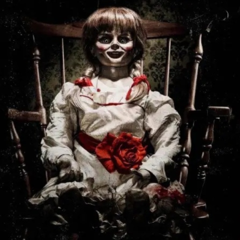 H Annabelle το 'σκασε 