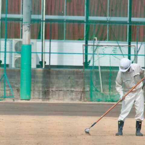 Ιαπωνία: Ελαφρώς ραδιενεργό χώμα από τη Φουκουσίμα θα τοποθετηθεί σε παρτέρια του πρωθυπουργικού κήπου για να κατευναστούν οι φόβοι του κοινού.