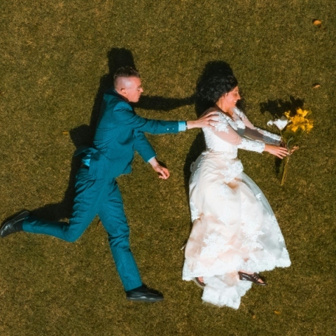 Οικονομικός γάμος είναι ο μεσοβδόμαδος γάμος 