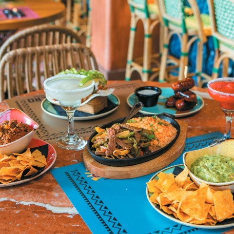 Balero: Το Μεξικό ζει στη Νέα Ερυθραία