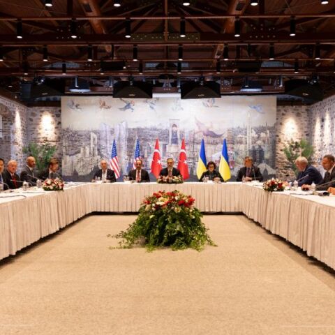 Ουκρανία: Σήμερα στην Κωνσταντινούπολη ο β’ γύρος των συνομιλιών - Ο στόχος Μόσχας και Κιέβου