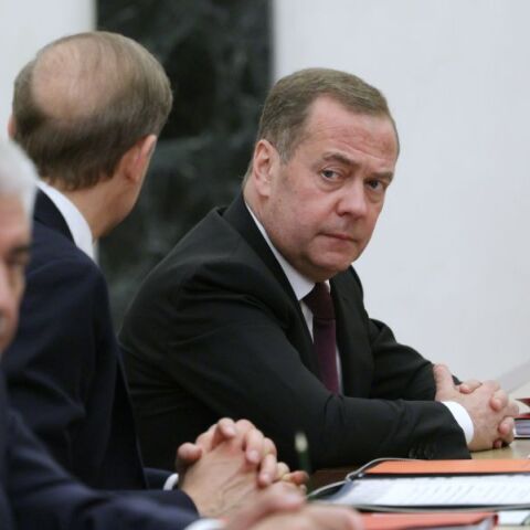 Μεντβέντεφ: Η Ρωσία επιδιώκει τη νίκη, όχι τον συμβιβασμό στις συνομιλίες με την Ουκρανία