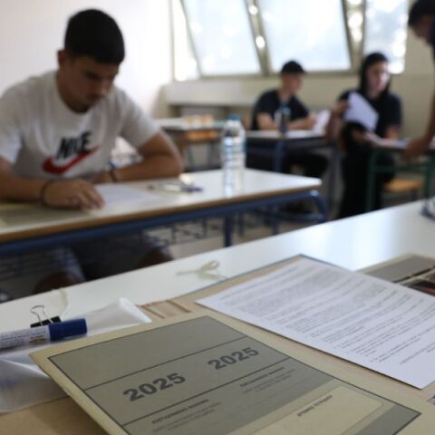 Πανελλήνιες 2025 ΕΠΑΛ: Αυτά είναι τα θέματα που έπεσαν σήμερα στα Μαθηματικά