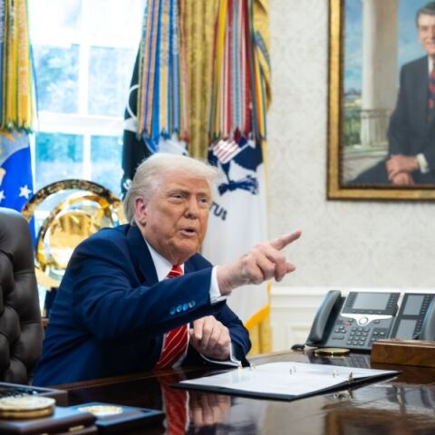 Νέα ανάρτηση Τραμπ: «Έχει τεθεί σε εφαρμογή η εκεχειρία» Ισραήλ και Ιράν