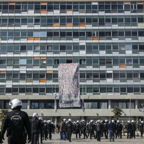 Πανεπιστημιακή Ανομία: Τα συμπτώματα και οι ρίζες του προβλήματος 