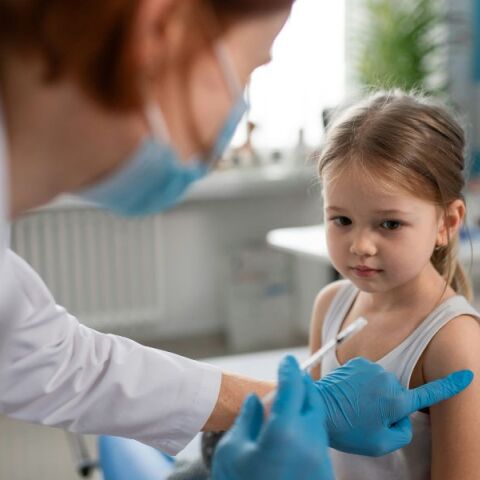 Προειδοποίηση για ιλαρά ενόψει καλοκαιρινών διακοπών - Στο υψηλότερο επίπεδο των τελευταίων 25 ετών τα κρούσματα στην Ευρώπη - Τι είναι και ποια τα συμπτώματα