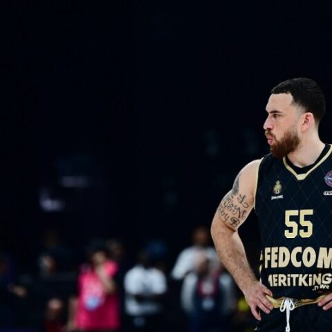 Μάικ Τζέιμς: Σκέφτεται να αποχωρήσει από τη Μονακό