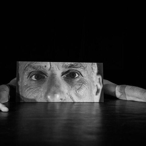 Ακίνητος δρομέας: Μια παράσταση με απόλυτα δική της γλώσσα