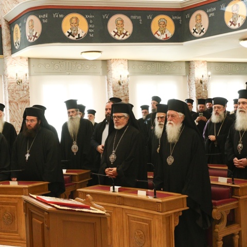 Ιερά Σύνοδος