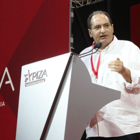 Σπίρτζης στο Συνέδριο ΣΥΡΙΖΑ: Αν φύγω, θα το πω εγώ. Όχι παράγοντες της Κουμουνδούρου