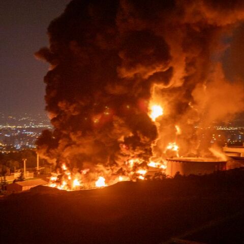 Συνεχείς οι εκατέρωθεν επιθέσεις Ιραήλ - Ιράν: Τι συμβαίνει με τα πυρηνικά