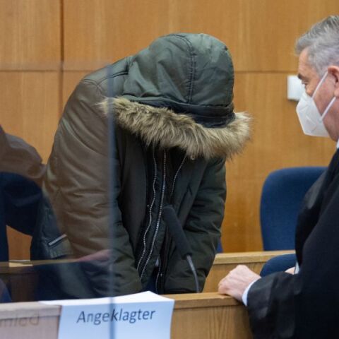 Γερμανικό δικαστήριο καταδίκασε τον Σύρο γιατρό Αλάα Μούσα σε ισόβια για βασανιστήρια και δολοφονίες κρατουμένων στη Συρία, την περίοδο 2011–2012.