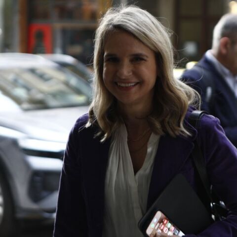 Μιλένα Αποστολάκη: «Καλπάζουσα κερδοφορία των τραπεζών χωρίς αντίκρισμα στην καθημερινότητα πολιτών και επιχειρήσεων» - Επίκαιρη ερώτηση στον Κυριάκο Πιερρακάκη