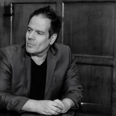 Ο συγγραφέας Δημήτρης Σωτάκης μιλάει στην Athens Voice για το νέο του μυθιστόρημα «Πικρή αλήθεια», που κυκλοφορεί από τις εκδόσεις Κέδρος. 