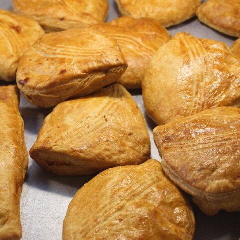 Η «Βελανιδιά» στο Χαλάνδρι φτιάχνει πίτες από το 1967