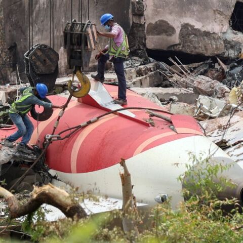 Συντριβή Πτήσης 171: Μυστήριο πάνω από τον ουρανό της Ινδίας