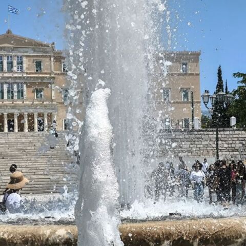 Ο καιρός την Πέμπτη: Στους 36°C σκαρφαλώνει ο υδράργυρος σήμερα