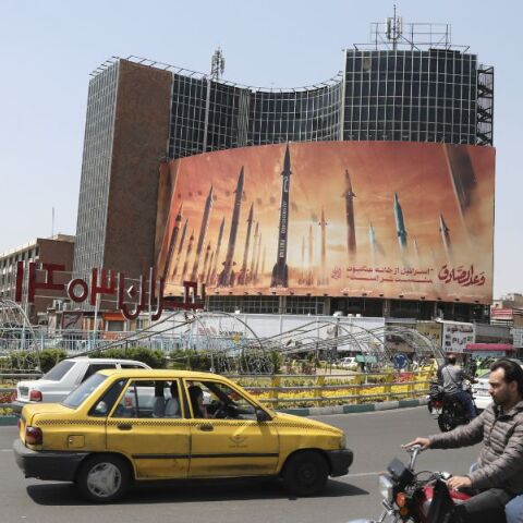 Κυβερνοπόλεμος Ισραήλ-Ιράν: Στο στόχαστρο χάκερ η Nobitex - Ψηφιακό πλήγμα 90 εκατ. δολαρίων σε ιρανικό ανταλλακτήριο κρυπτονομισμάτων