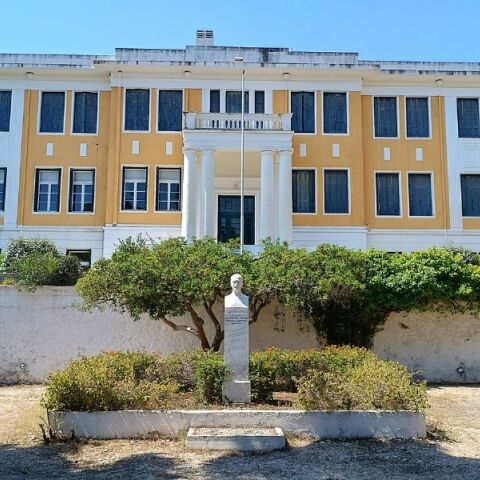 Αναργύρειος Σχολή Σπετσών: Όταν η τέχνη συναντά την παιδεία και την ιστορία