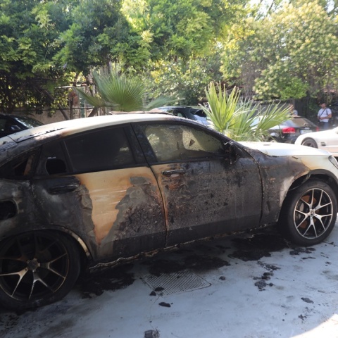 Επίθεση με γκαζάκια σε έκθεση αυτοκινήτων στην Κηφισιά	