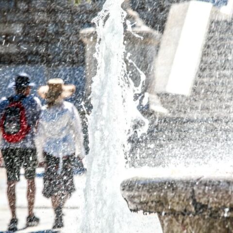 Έρχεται τετραήμερος καύσωνας με θερμοκρασίες έως 42°C - Ποιες περιοχές θα επηρεαστούν περισσότερο