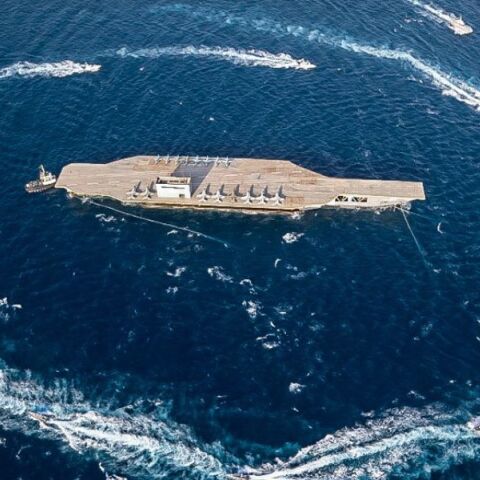 Explainer: Γιατί όλοι ανησυχούν για τα Στενά του Ορμούζ - Πώς θα επηρεαστεί το παγκόσμιο εμπόριο αν κλείσουν