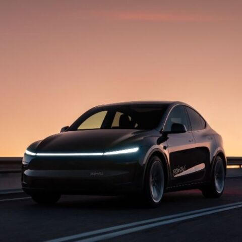 Η Tesla ξεκίνησε τη λειτουργία των ρομποταξί της στο Τέξας - Στόχος να πρωταγωνιστήσει σε μια αγορά που ήδη κυριαρχούν Κίνα και ΗΠΑ.