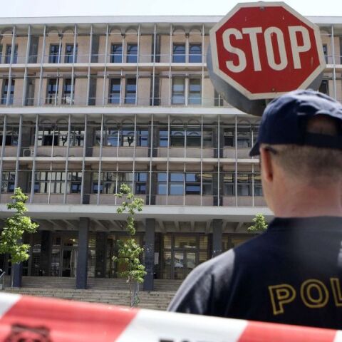 Θεσσαλονίκη: Έριξε καυστικό υγρό στον πρώην σύντροφό της - Συνελήφθη μία 58χρονη από τη Σρι Λάνκα - Αντιμέτωπη με βαριές κατηγορίες