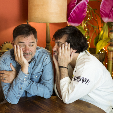 Συνέντευξη με τους δύο ΓάμμαΓάμμα, τον Γιώργο Καρναβά (Heretic Films, Synch Festival) και Γεώργιο Δημάκη (γνωστό και ως Prins Obi) που εμφανίστηκαν ξαφνικά με το άλμπουμ “Καθόλου Τέχνη” που διεκδικεί σοβαρά, ήδη, τον τίτλο “άλμπουμ της χρονιάς”.  