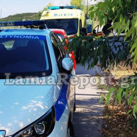 Περιπολικό και ασθενοφόρο