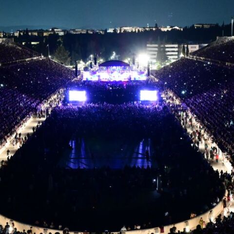 Όσα έγιναν στη σπουδαία συναυλία για τον Μίκη Θεοδωράκη στο Καλλιμάρμαρο