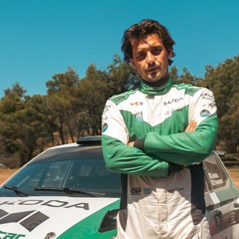 Ατύχημα για τον Γιώργο Αμούτζα στη Θήβα κατά το Ράλλυ Ακρόπολις 2025 - Ο ίδιος και ο συνοδηγός του είναι καλά στην υγεία τους.